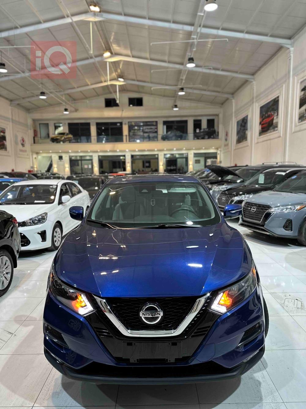 نيسان قاشقاي